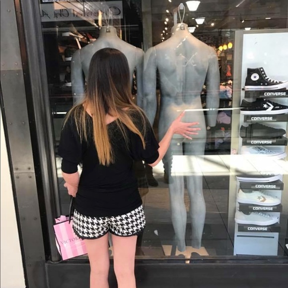 Meet your Posher, Celia - Picture 1 of 1